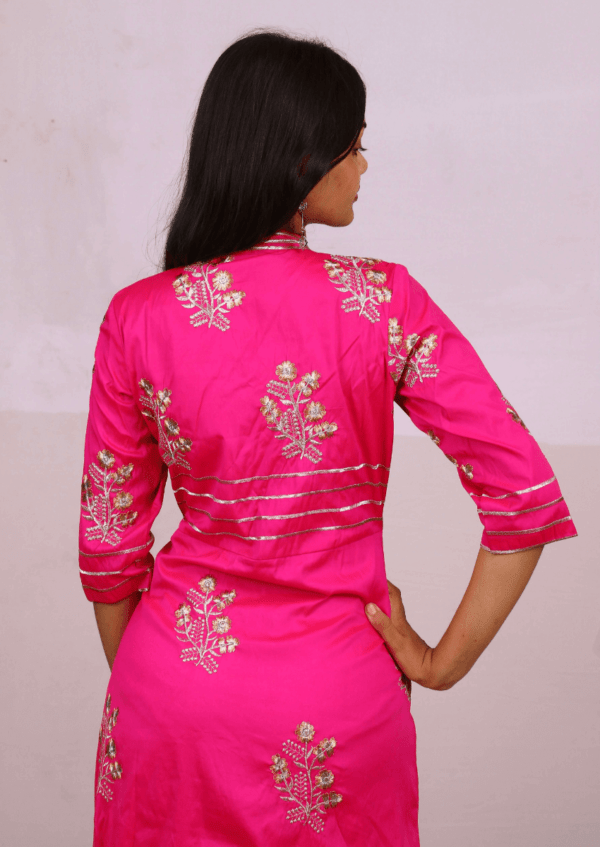 Noor - Image 2